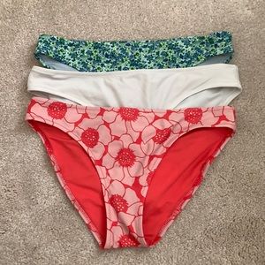 Three aerie bikini bottoms size small